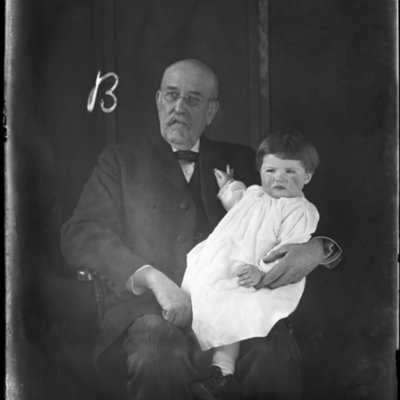 http://mediahistoricarchives.org/source/Appleton/AP-5777-1.jpg