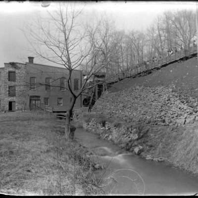 http://mediahistoricarchives.org/source/Appleton/AP-5183-2.jpg