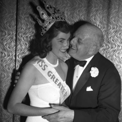 http://mediahistoricarchives.org/source/Zimmerman/ZM-3027.jpg