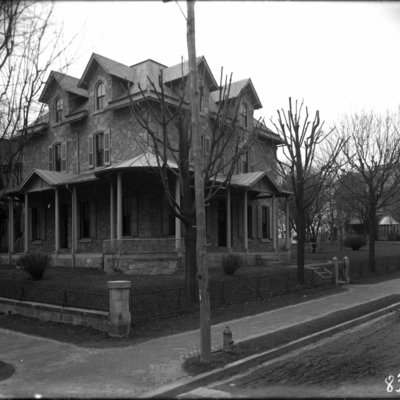 http://mediahistoricarchives.org/source/Appleton/AP-8374-75.jpg