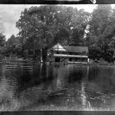 http://mediahistoricarchives.org/source/Lees/P-01028E.jpg