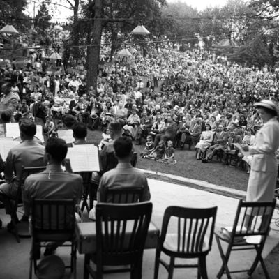 http://mediahistoricarchives.org/source/Zimmerman/ZM-3333.jpg