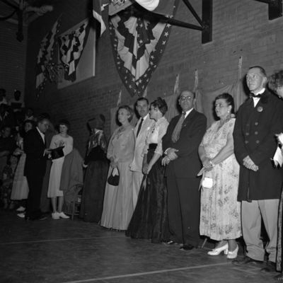 http://mediahistoricarchives.org/source/Zimmerman/ZM-3418.jpg