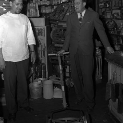 http://mediahistoricarchives.org/source/Zimmerman/ZM-3023.jpg