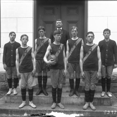 http://mediahistoricarchives.org/source/Appleton/AP-8393-3.jpg