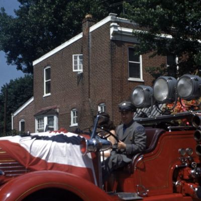 http://mediahistoricarchives.org/source/Zimmerman/P-19179.jpg