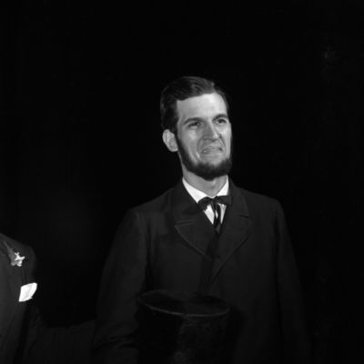 http://mediahistoricarchives.org/source/Zimmerman/ZM-3636.jpg