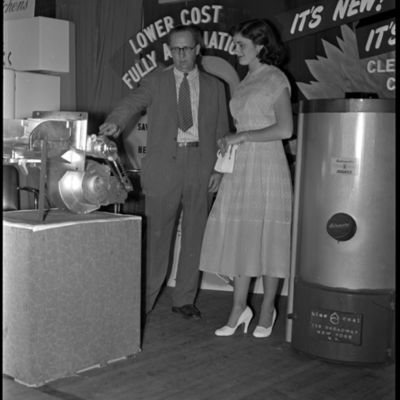 http://mediahistoricarchives.org/source/Zimmerman/P-19197-30.jpg