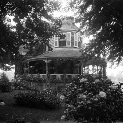 http://mediahistoricarchives.org/source/Appleton/AP-5174-1.jpg