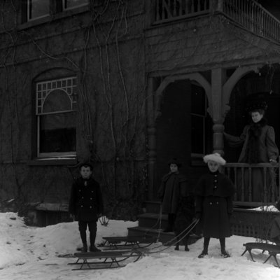 http://mediahistoricarchives.org/source/Appleton/AP-8331-1.jpg