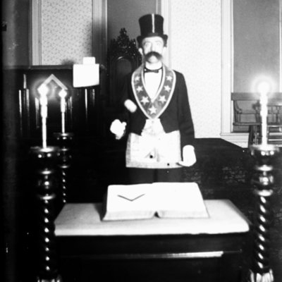 http://mediahistoricarchives.org/source/Appleton/AP-4011-2.jpg