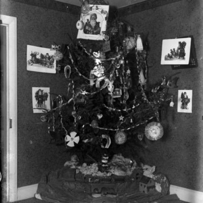 http://mediahistoricarchives.org/source/Appleton/AP-4055-2.jpg