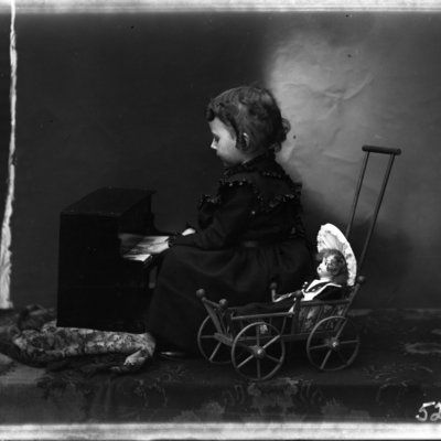 http://mediahistoricarchives.org/source/Appleton/AP-5280-1.jpg