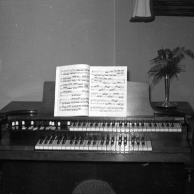 http://mediahistoricarchives.org/source/Zimmerman/P-19194-31.jpg