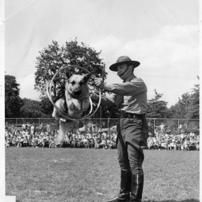 http://mediahistoricarchives.org/source/Zimmerman/ZM-3330.jpg