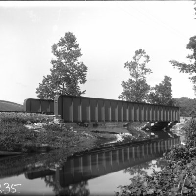 http://mediahistoricarchives.org/source/Appleton/AP-8235.jpg