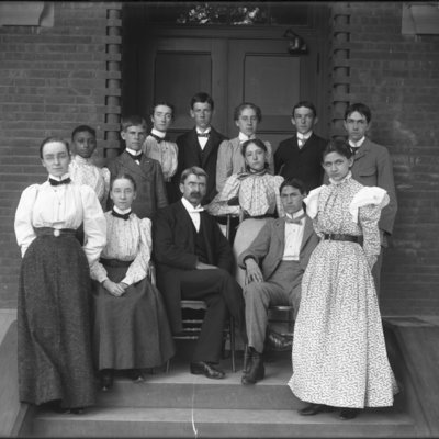 http://mediahistoricarchives.org/source/Appleton/AP-8101-2.jpg