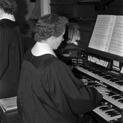 http://mediahistoricarchives.org/source/Zimmerman/P-19197-01.jpg
