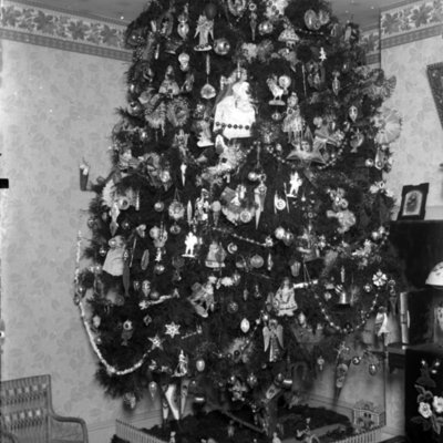 http://mediahistoricarchives.org/source/Appleton/AP-4057-2.jpg