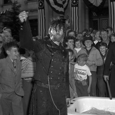 http://mediahistoricarchives.org/source/Zimmerman/ZM-3280.jpg