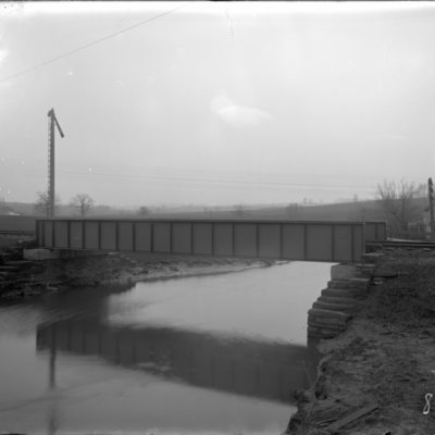 http://mediahistoricarchives.org/source/Appleton/AP-8194.jpg