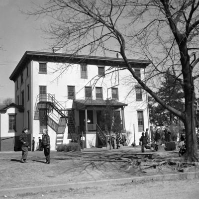 http://mediahistoricarchives.org/source/Zimmerman/ZM-2701.jpg