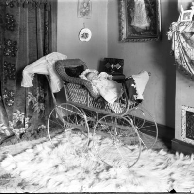 http://mediahistoricarchives.org/source/Appleton/AP-5081-1.jpg