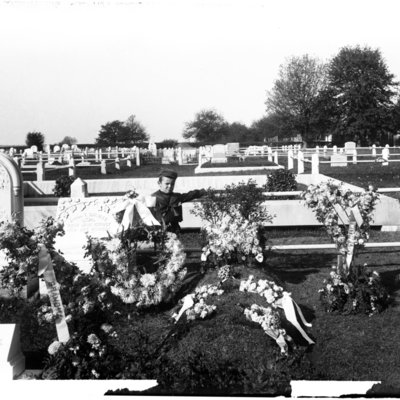 http://mediahistoricarchives.org/source/Appleton/AP-5181-1.jpg
