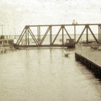 http://mediahistoricarchives.org/source/Lees/P-18225.jpg