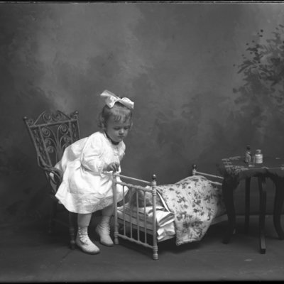 http://mediahistoricarchives.org/source/Appleton/AP-5572.jpg