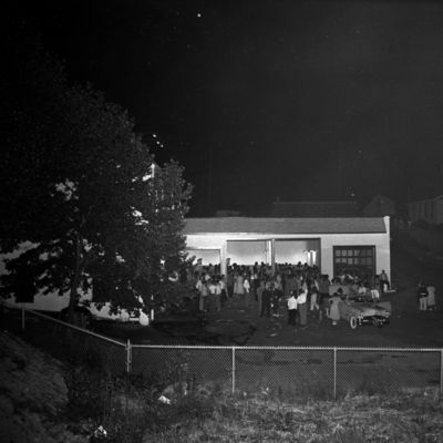 http://mediahistoricarchives.org/source/Zimmerman/ZM-3574.jpg