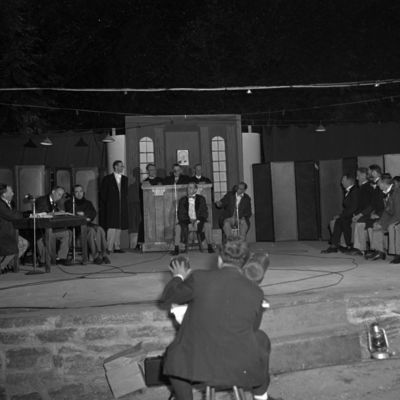 http://mediahistoricarchives.org/source/Zimmerman/ZM-3522.jpg