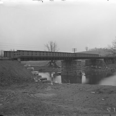 http://mediahistoricarchives.org/source/Appleton/AP-8183.jpg