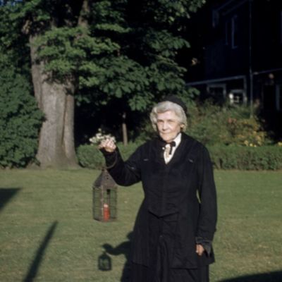 http://mediahistoricarchives.org/source/Zimmerman/P-19175.jpg