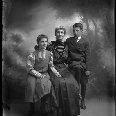 http://mediahistoricarchives.org/source/Appleton/AP-5268-4.jpg