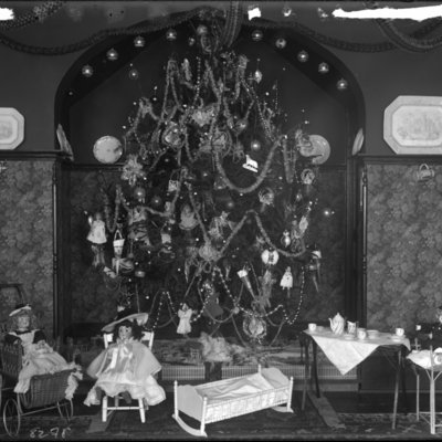 http://mediahistoricarchives.org/source/Appleton/AP-8278.jpg
