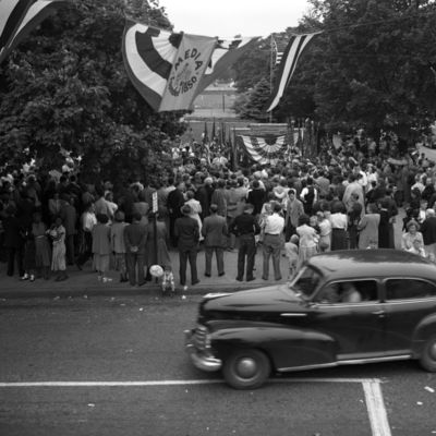 http://mediahistoricarchives.org/source/Zimmerman/ZM-3246.jpg