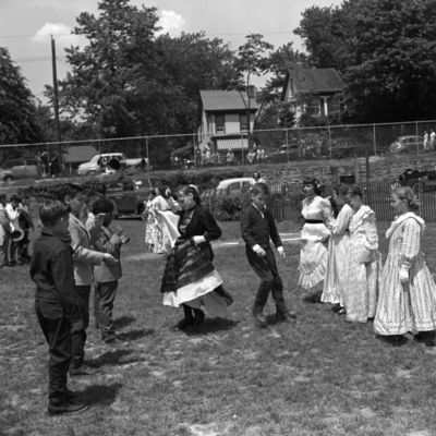 http://mediahistoricarchives.org/source/Zimmerman/ZM-3350.jpg