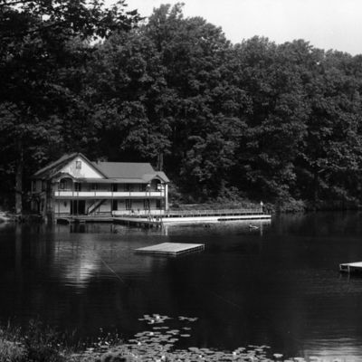 http://mediahistoricarchives.org/source/Lees/P-01027M.jpg