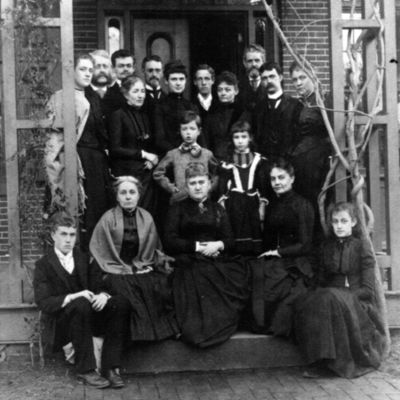 http://mediahistoricarchives.org/source/Lees/P-01013A.jpg