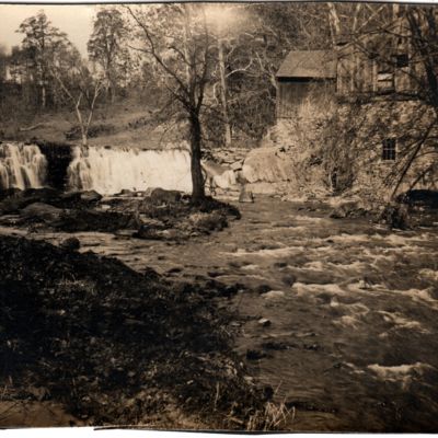 http://mediahistoricarchives.org/source/Lees/P-08040A.jpg