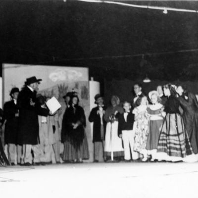 http://mediahistoricarchives.org/source/Zimmerman/P-19195-35.jpg