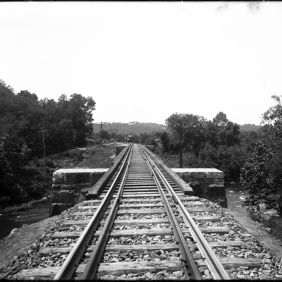 http://mediahistoricarchives.org/source/Appleton/AP-8145-5.jpg