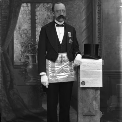 http://mediahistoricarchives.org/source/Appleton/AP-5106.jpg