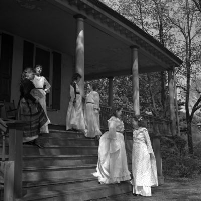http://mediahistoricarchives.org/source/Zimmerman/ZM-3052.jpg