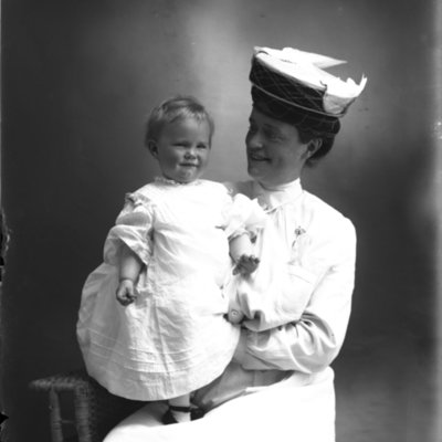http://mediahistoricarchives.org/source/Appleton/AP-5547.jpg