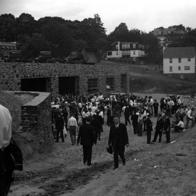 http://mediahistoricarchives.org/source/Zimmerman/ZM-3615.jpg