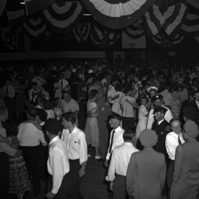 http://mediahistoricarchives.org/source/Zimmerman/ZM-3610.jpg
