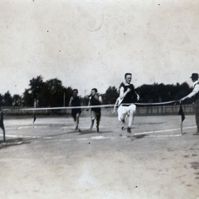 http://mediahistoricarchives.org/source/Lees/P-15008F.jpg