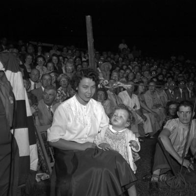 http://mediahistoricarchives.org/source/Zimmerman/ZM-3637.jpg